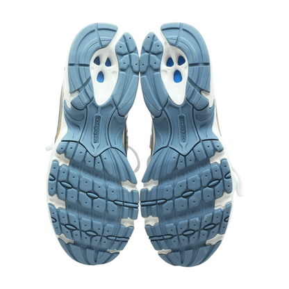 740 Low-Top Athletic Shoes