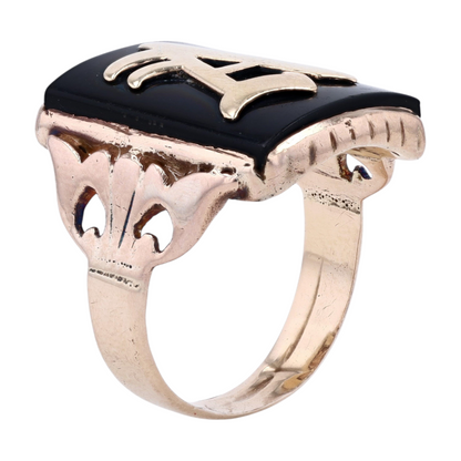 14K Yellow Gold Black Stone Fashion Ring