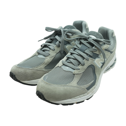 2002R Low-Top Athletic Shoes