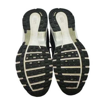 P-6000 Low-Top Athletic Shoes