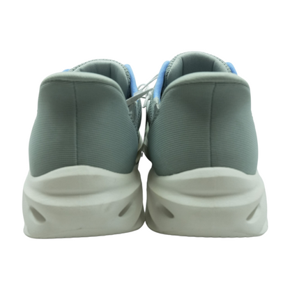 Gray Low-Top Athletic Shoes