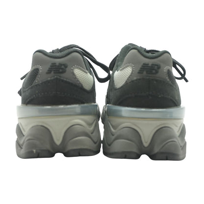 9060 Black Athletic Shoes
