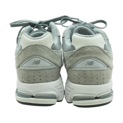 2002R Low-Top Athletic Shoes