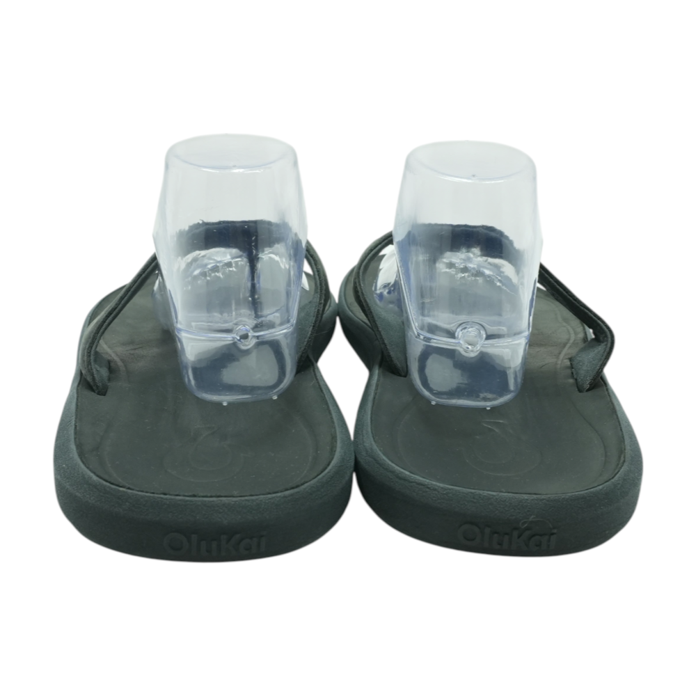 Black Flip-Flop Sandals