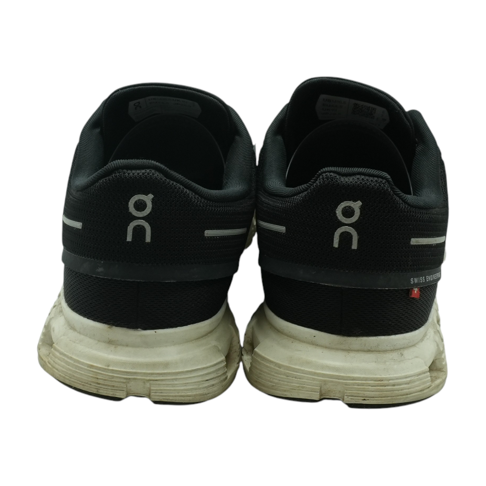 On Cloud Cloud 6 Low-Top Athletic Shoes – Image 3
