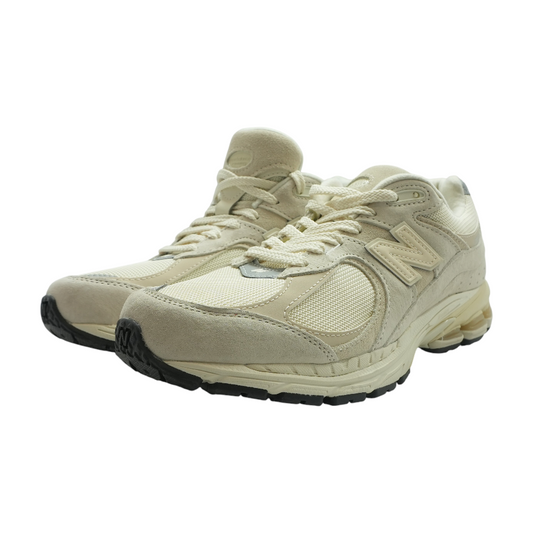 2002 Low-Top Athletic Shoes