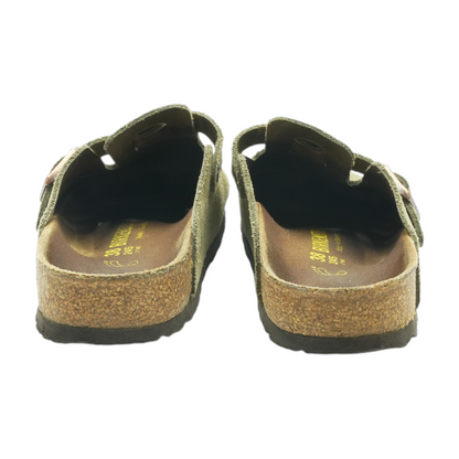 Tan Flats