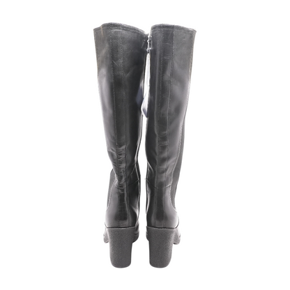 Black Boots
