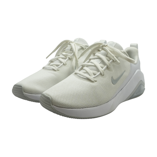 Bella 7 Low-Top Athletic Shoes