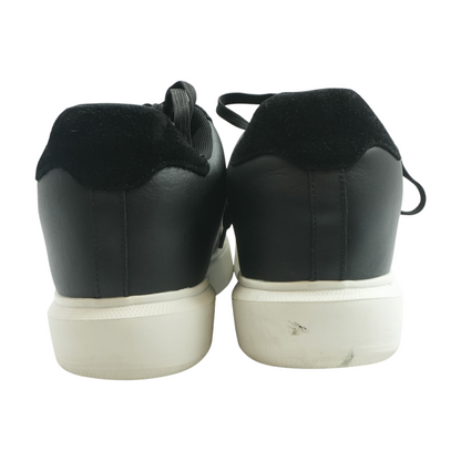 Elevator Sneaker Low-Top Athletic Shoes
