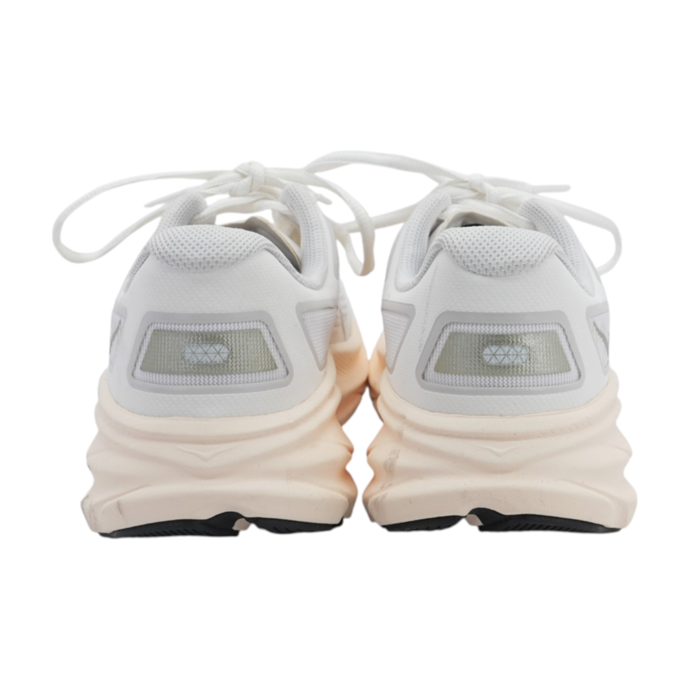 Clifton One 9 Low-Top Athletic Shoes