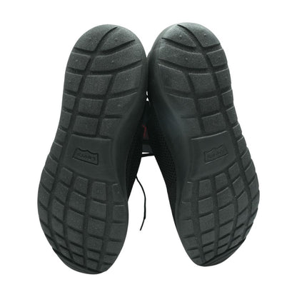 Black Low Top Athletic Shoes