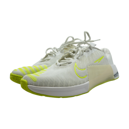 Metcon 9 Low-Top Athletic Shoes
