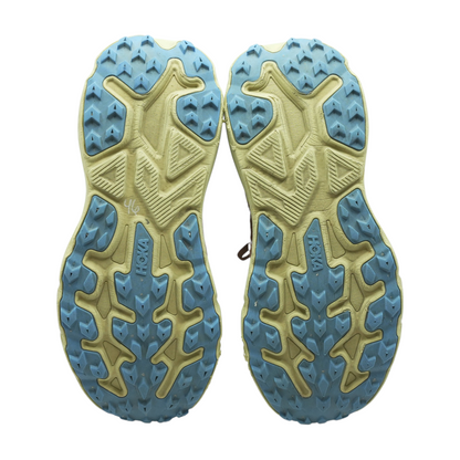 Challenger 8 Low-Top Athletic Shoes