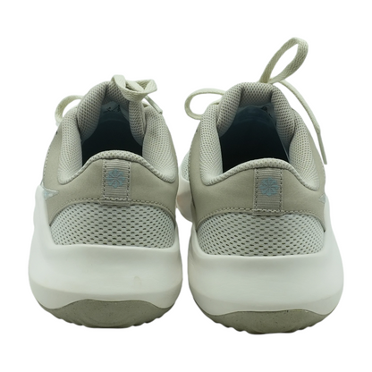 Legend Essential 3 Next Nature Low-Top Athletic Shoes