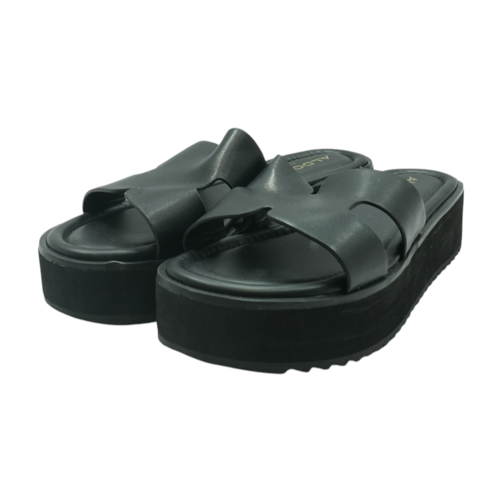 Black Wedged Sandals