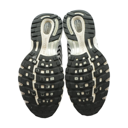Air Peg 2K5 Low-Top Athletic Shoes