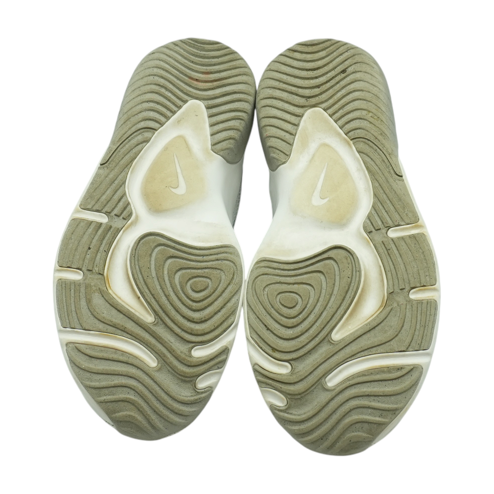 Legend Essential 3 Next Nature Low-Top Athletic Shoes