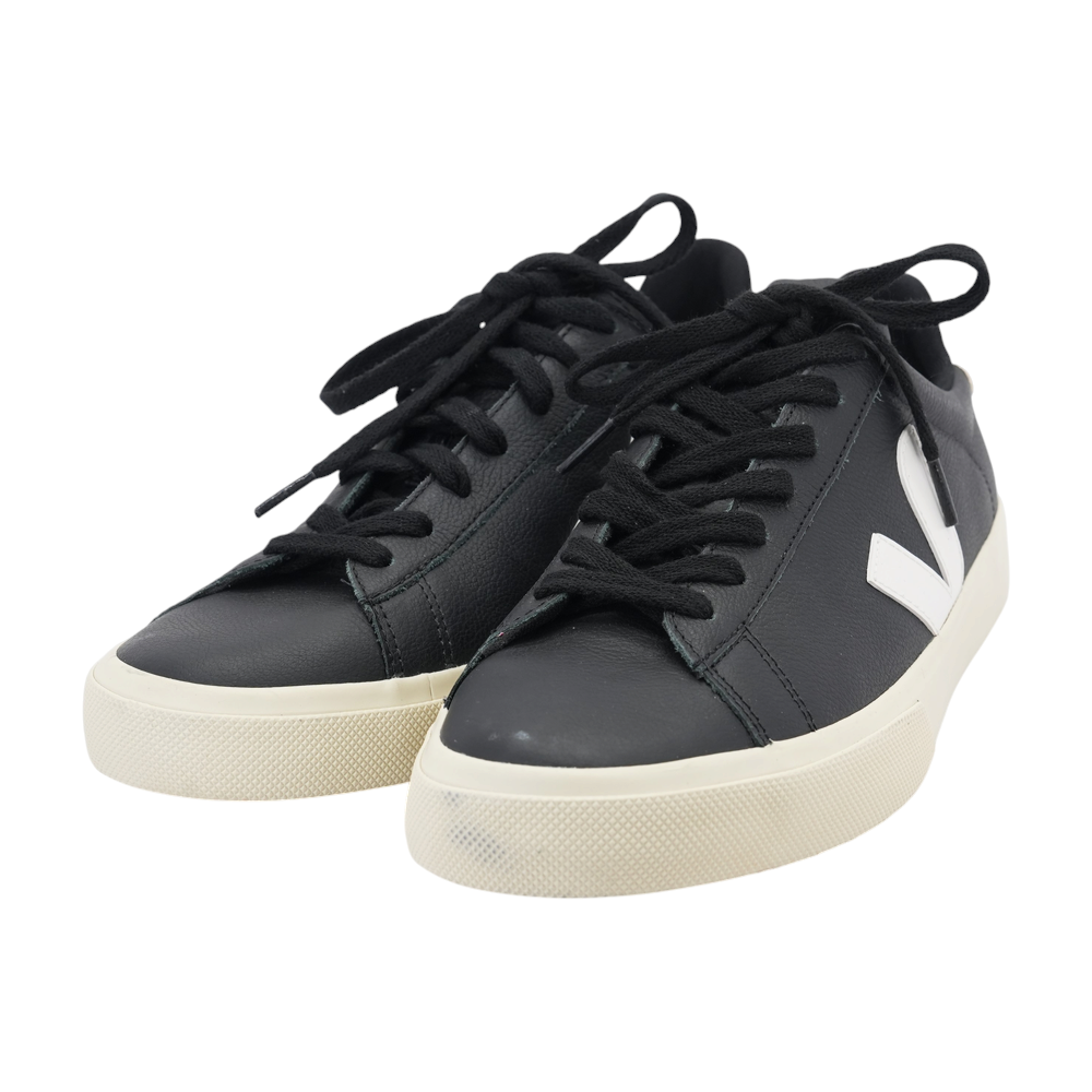 Black Low-Top Athletic Shoes