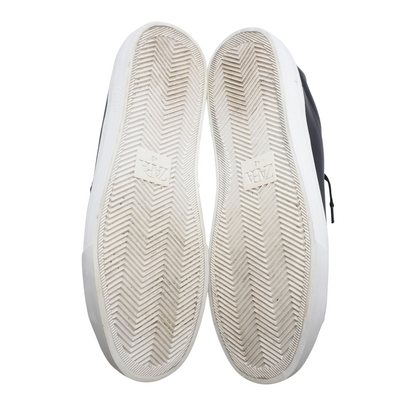 Black Low-Top Athletic Shoes