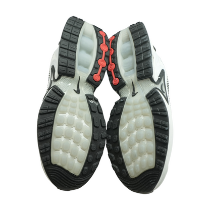 Air Max Dn Low-Top Athletic Shoes