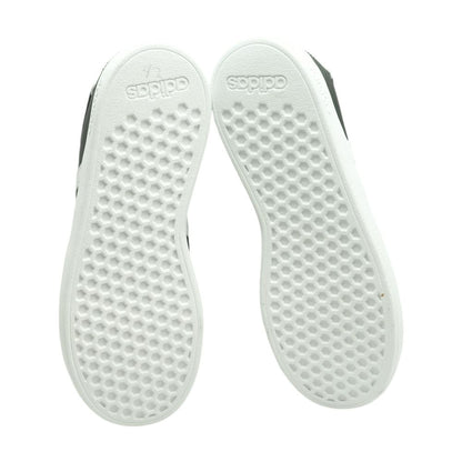 Black Low Top Athletic Shoes