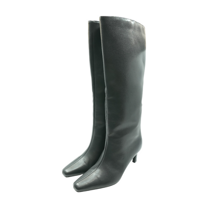 Black Boots
