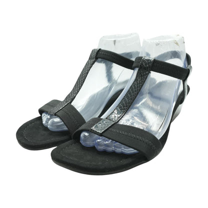 Black Wedged Sandals