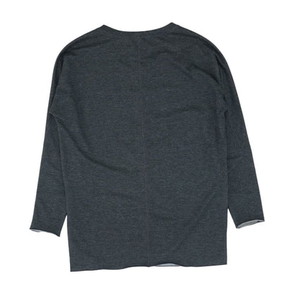 Gray Solid Crewneck Knit Top