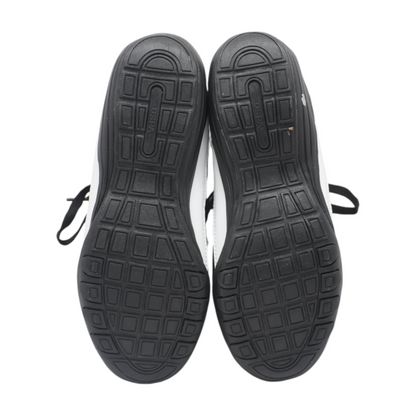 Black Low-Top Athletic Shoes