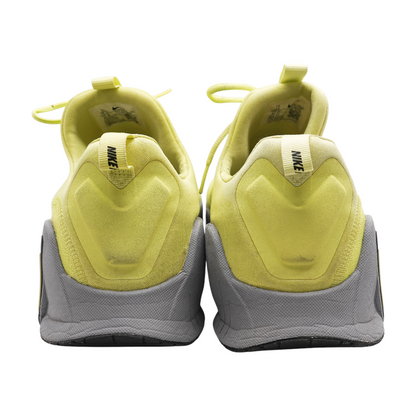 Free Metcon 6 Low-Top Athletic Shoes