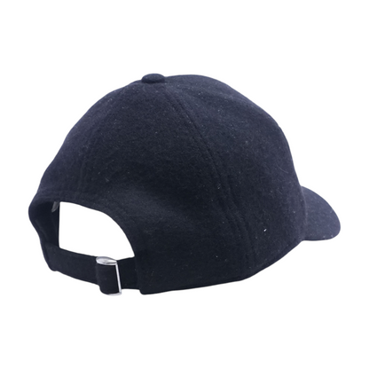 Alo Yoga Black Ballcap – Image 3