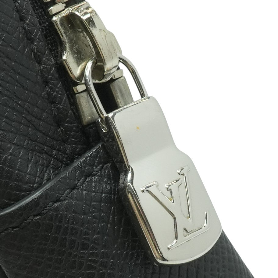 Louis Vuitton Black Crossbody – Image 7