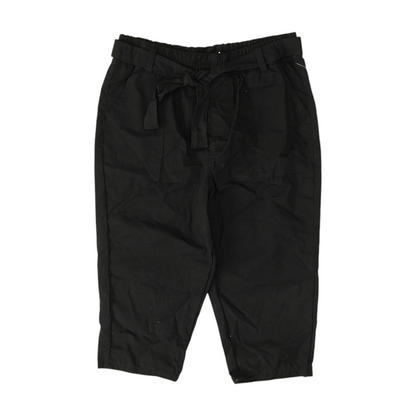 Black Solid Chino Capris