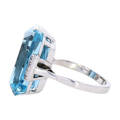 14K White Gold Aquamarine Statement Ring