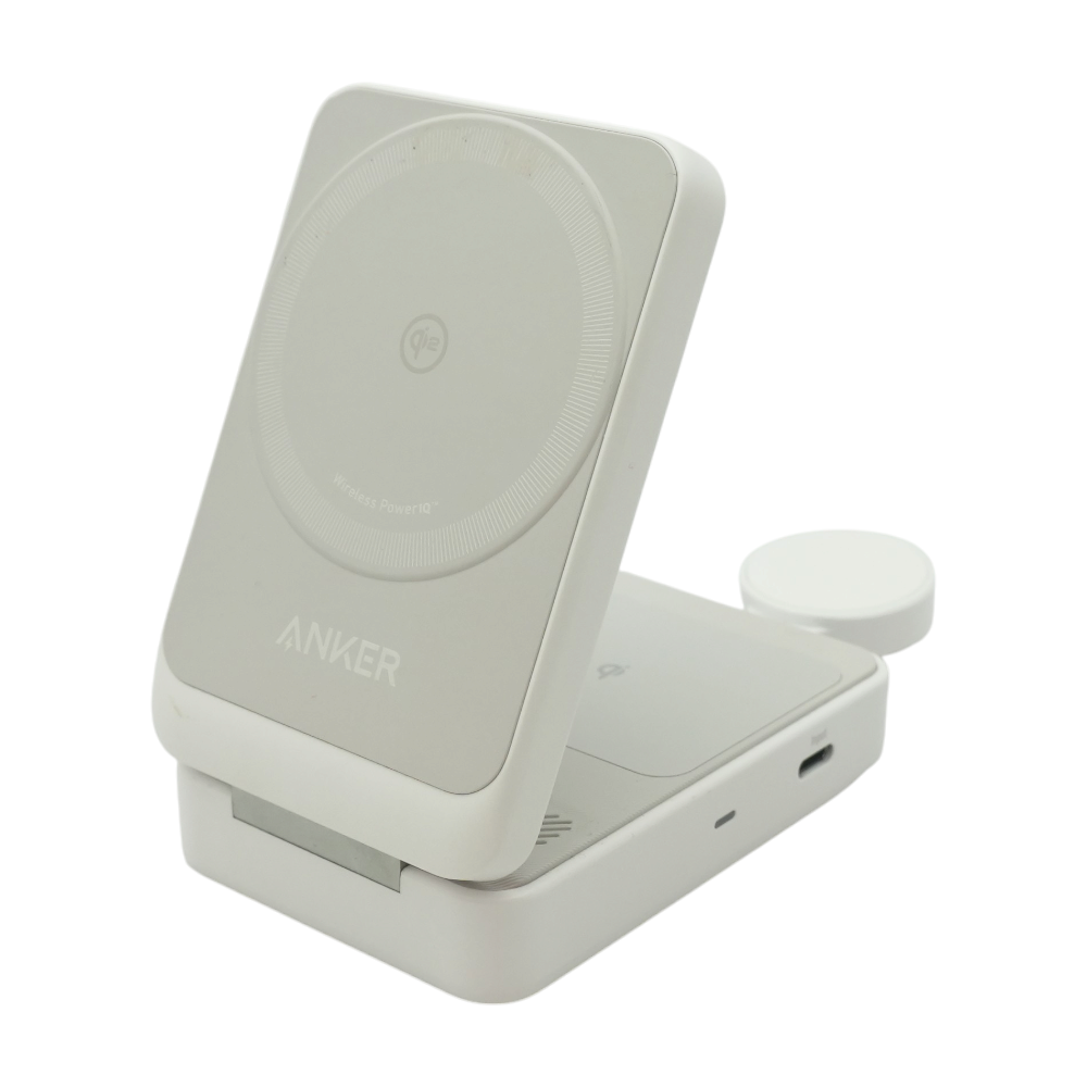 MagGo Foldable 3-in-1 Wireless Charging Station