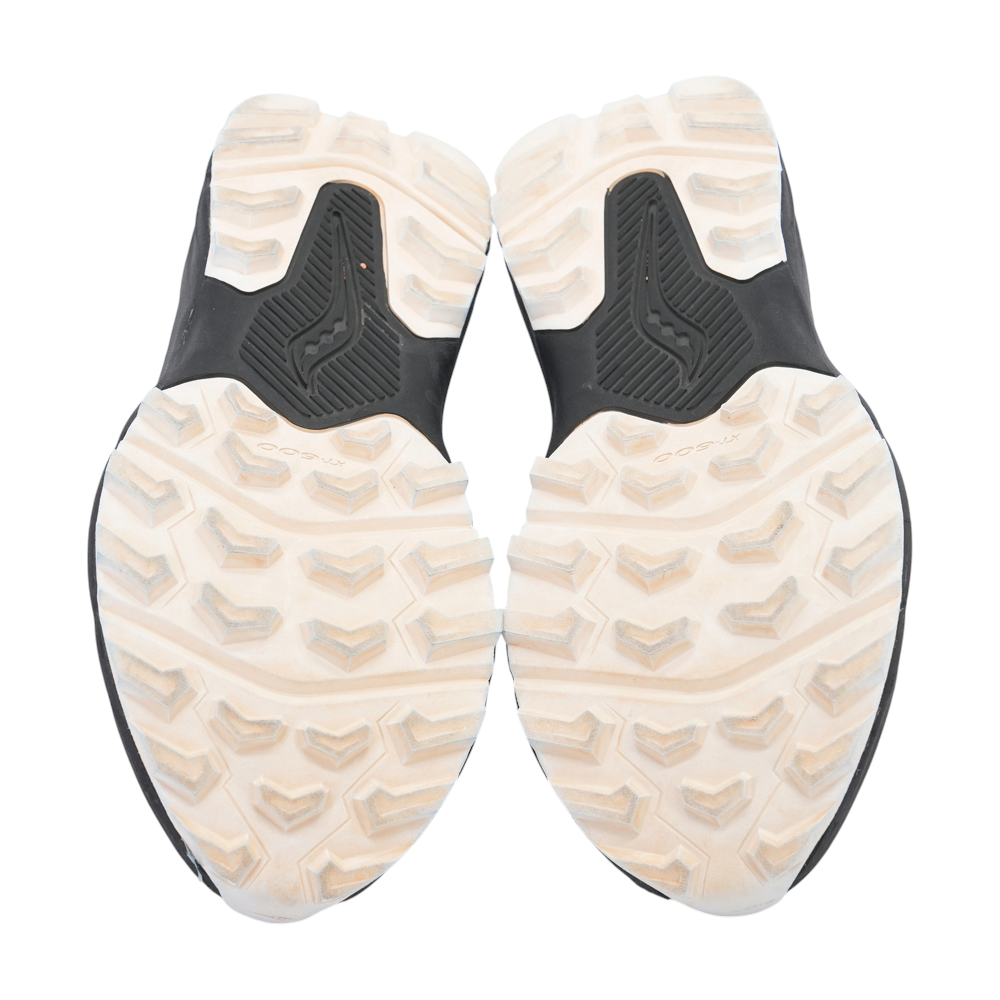 Excursion Tr17 Low-Top Athletic Shoes