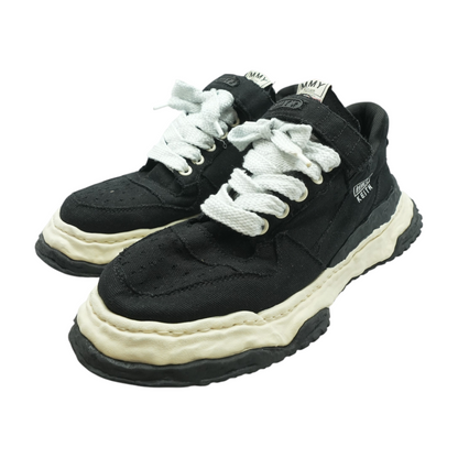 Keith Sneaker in Black Low-Top Athletic Shoes