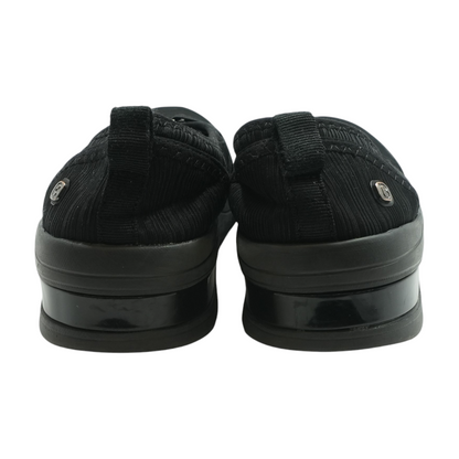 Niche Knit Slip-On Slip-On Athletic Shoes