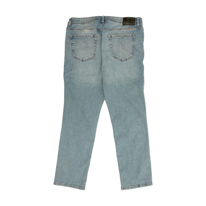 Straight Jeans