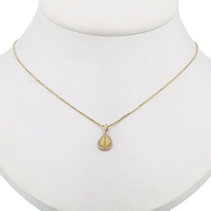 14K Yellow Gold Opal Pendant Necklace