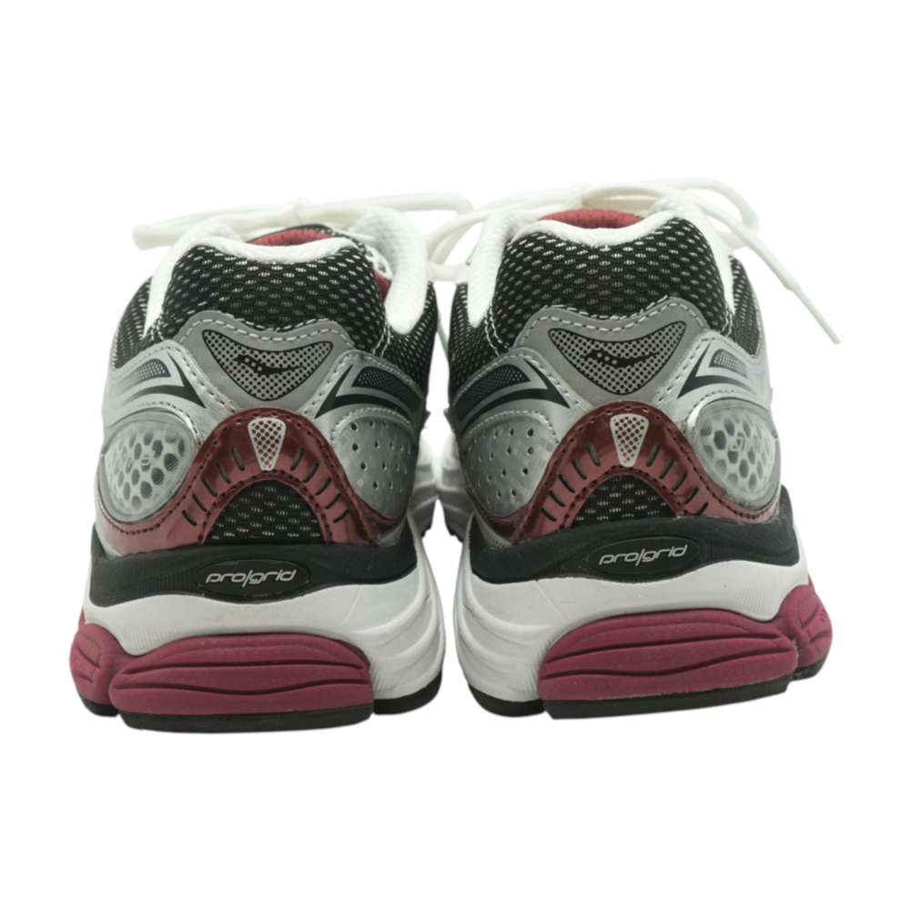 ProGrid Omni 9 Low-Top Athletic Shoes