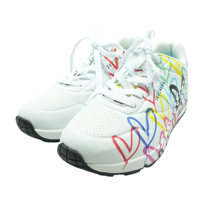 Uno Full of Heart Low-Top Athletic Shoes