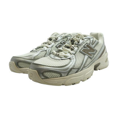 740 Low-Top Athletic Shoes