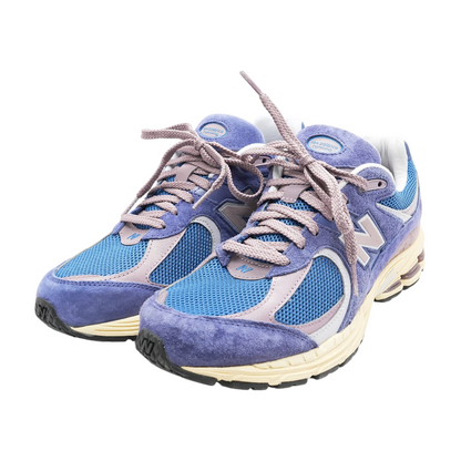 2002R Low-Top Athletic Shoes