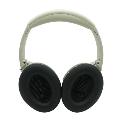 White Smoke QuietComfort Noise Cancelling Headphones With Black Earpads