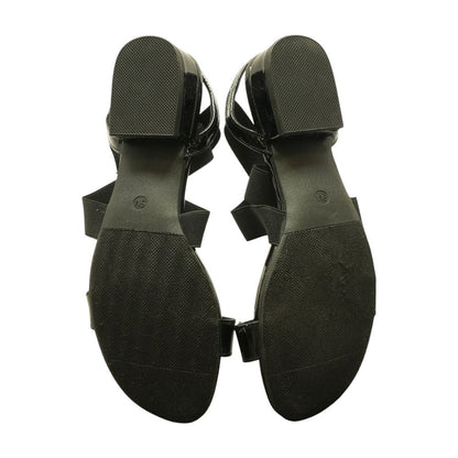 Black Flat Sandals