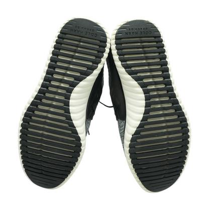 Gray Low-Top Athletic Shoes