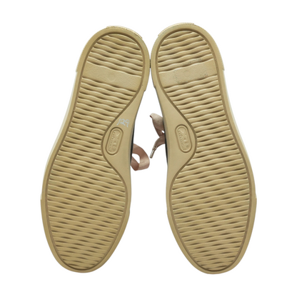 Cheetah Low-Top Athletic Shoes