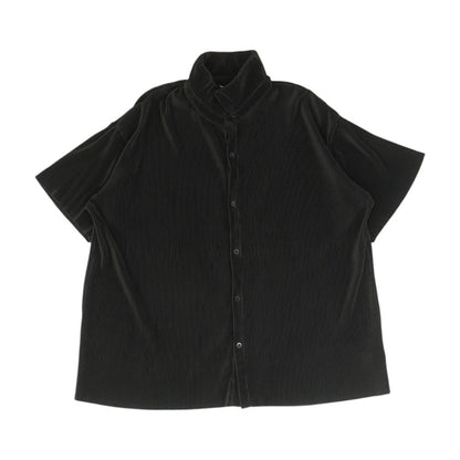 Black Solid Short Sleeve Button Down